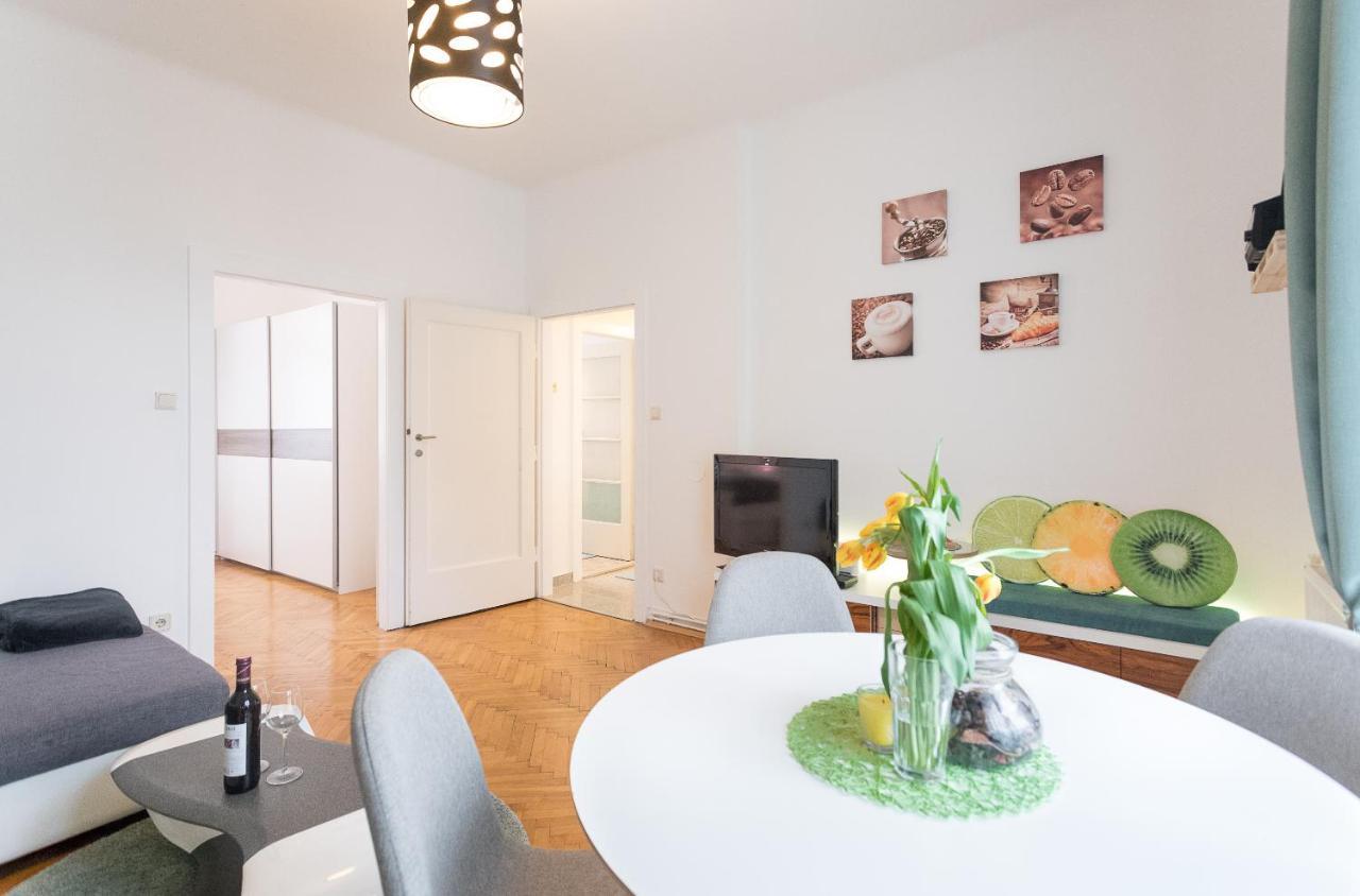 Апартаменты French Balcony - 45M² - Szeneviertel Вена Экстерьер фото